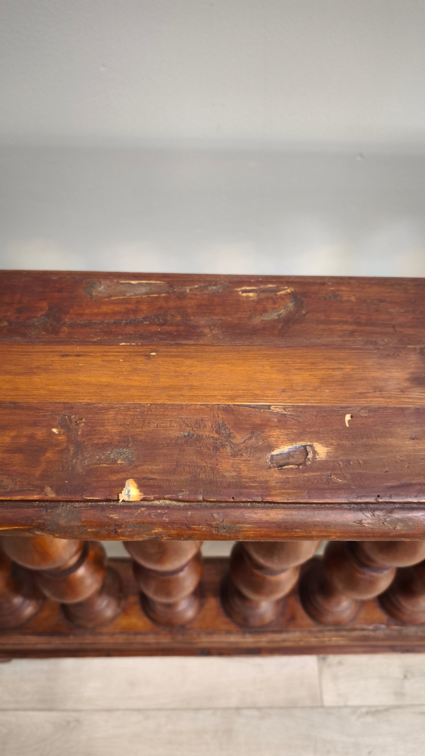 88832 Balaustra in legno massello