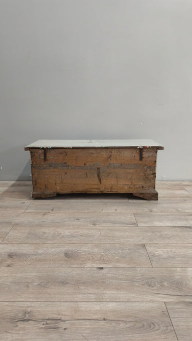 88832 Cassapanca in legno dipinta verde