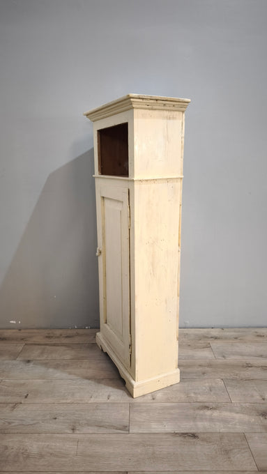 88834 Stipetto in legno color crema