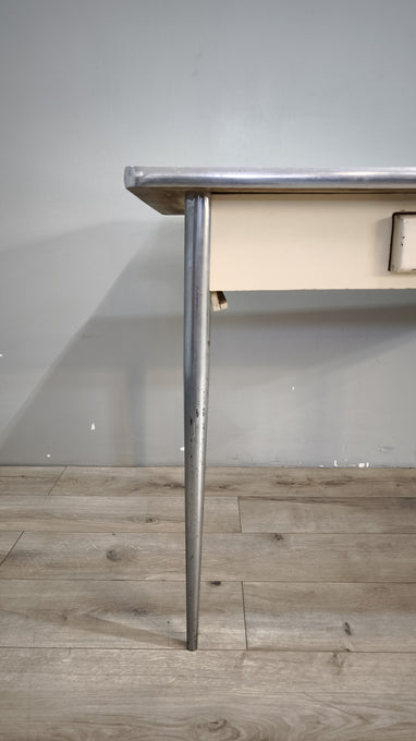 88831 Set tavolo con 4 sedie in formica color azzurro