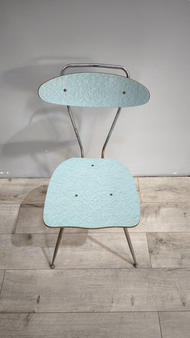 88831 Set tavolo con 4 sedie in formica color azzurro