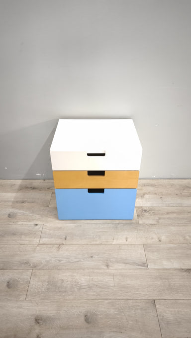 88933 Mobiletto con cassetti colorati