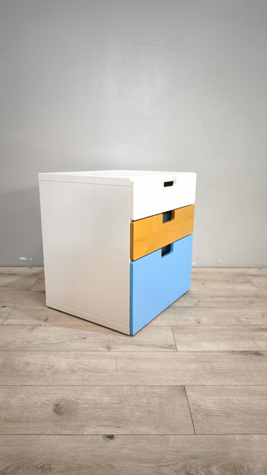 88933 Mobiletto con cassetti colorati