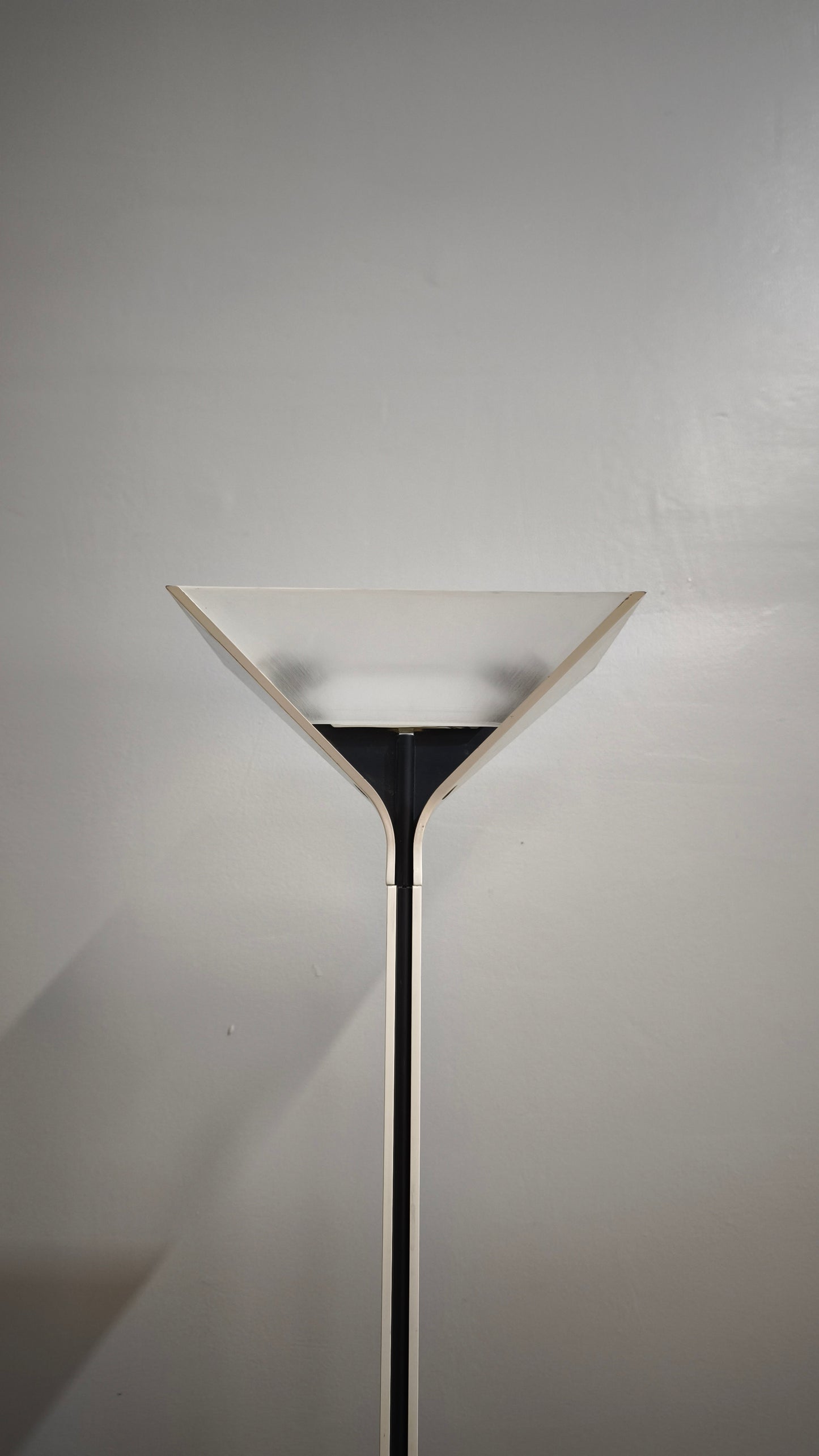 88960 Piantana Flos modello Papillona