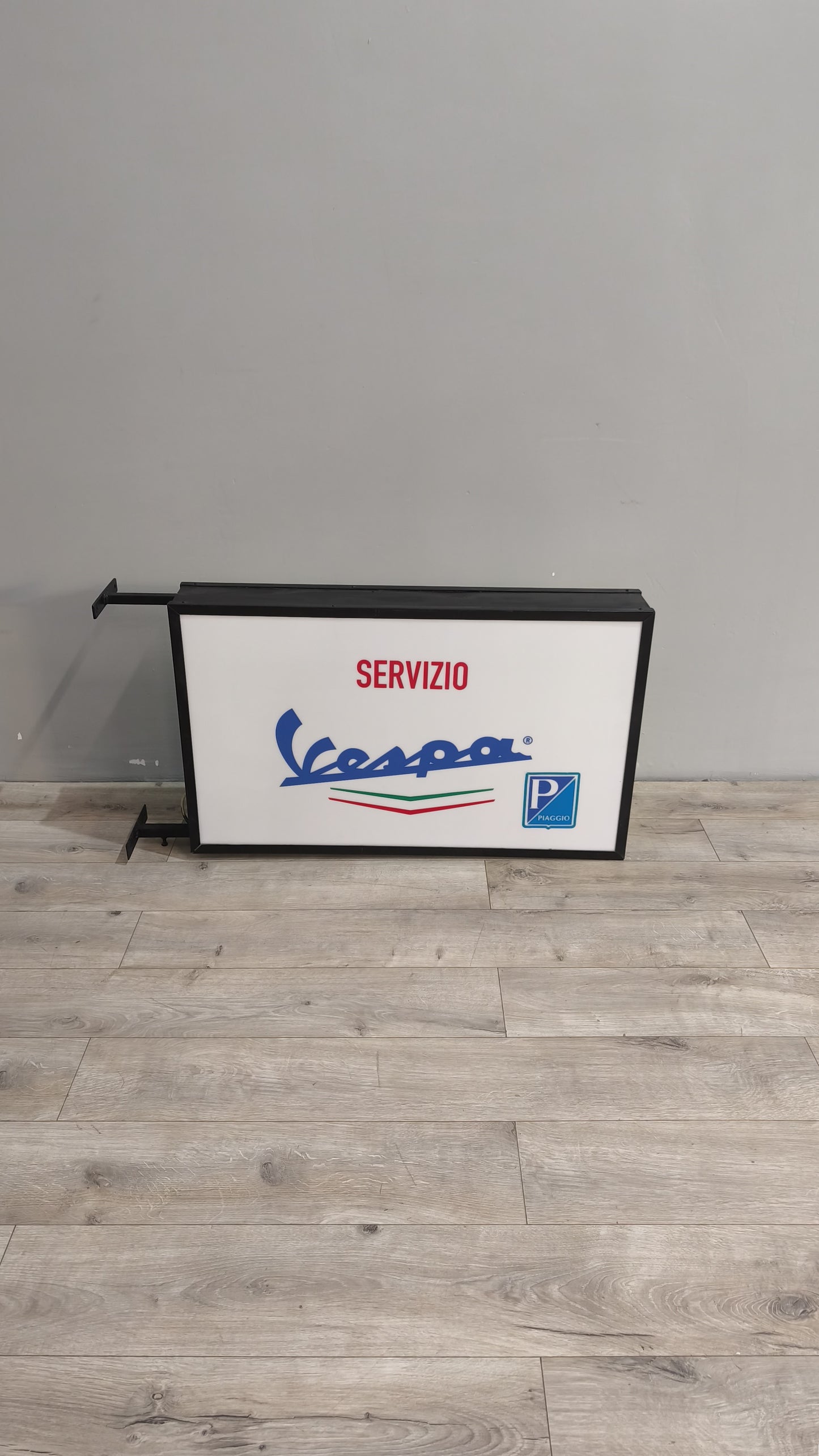 88959 Insegna luminosa bifacciale servizio Vespa, Piaggio