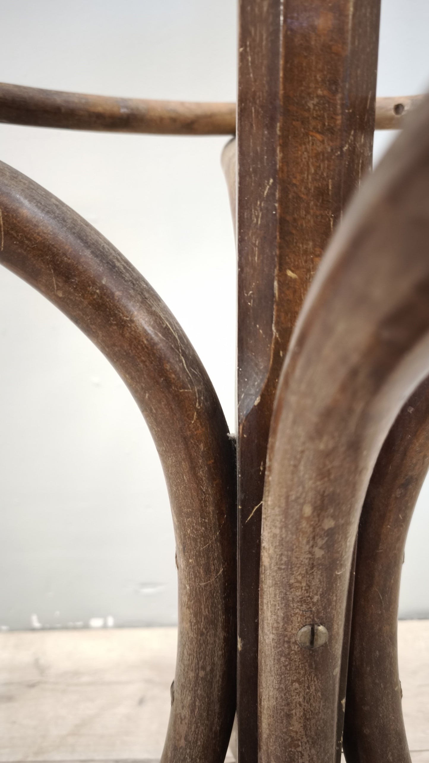 89123 Appendiabiti a piantana stile Thonet con porta ombrelli