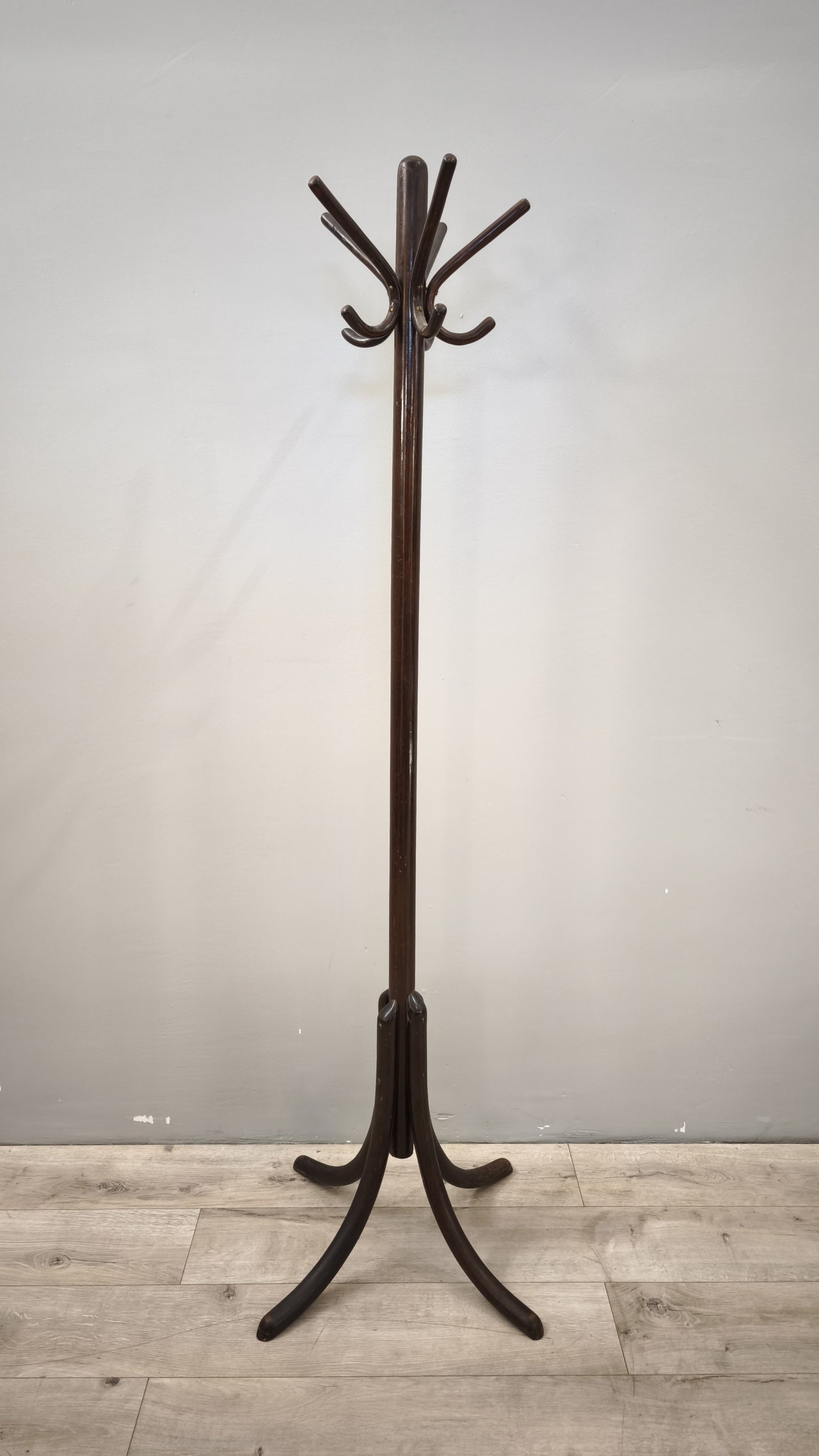 89121 Appendiabiti a piantana stile Thonet