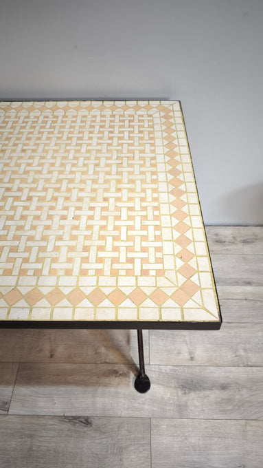 89161 Tavolo da giardino con piano in ferro e piano in mosaico