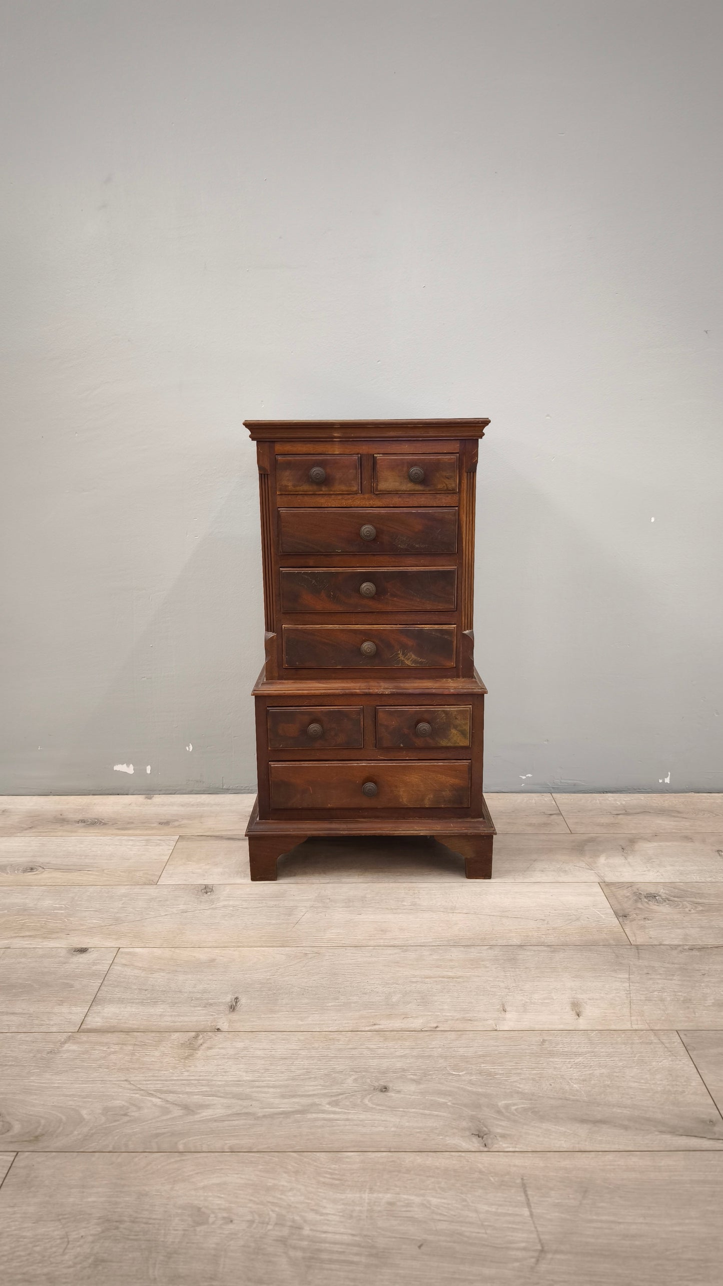 89148 Mobiletto in legno con cassetti