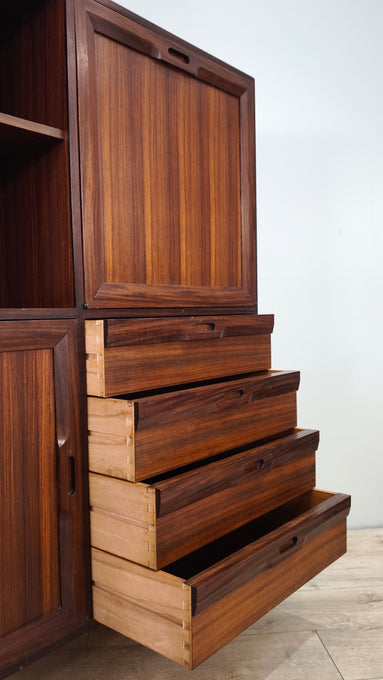 89180 Credenza anni '60 in legno di palissandro