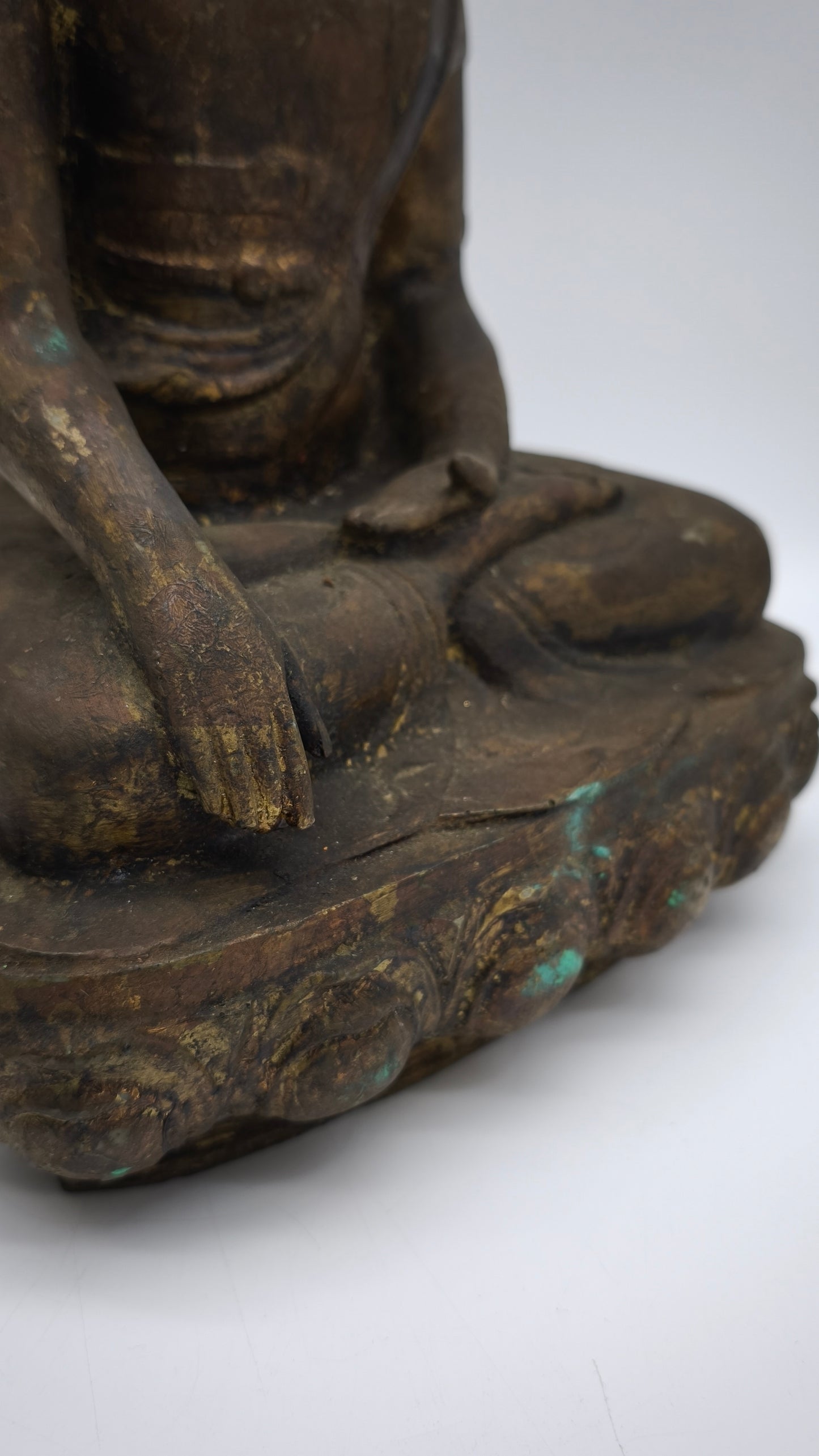 89022 Statua Buddha in resina