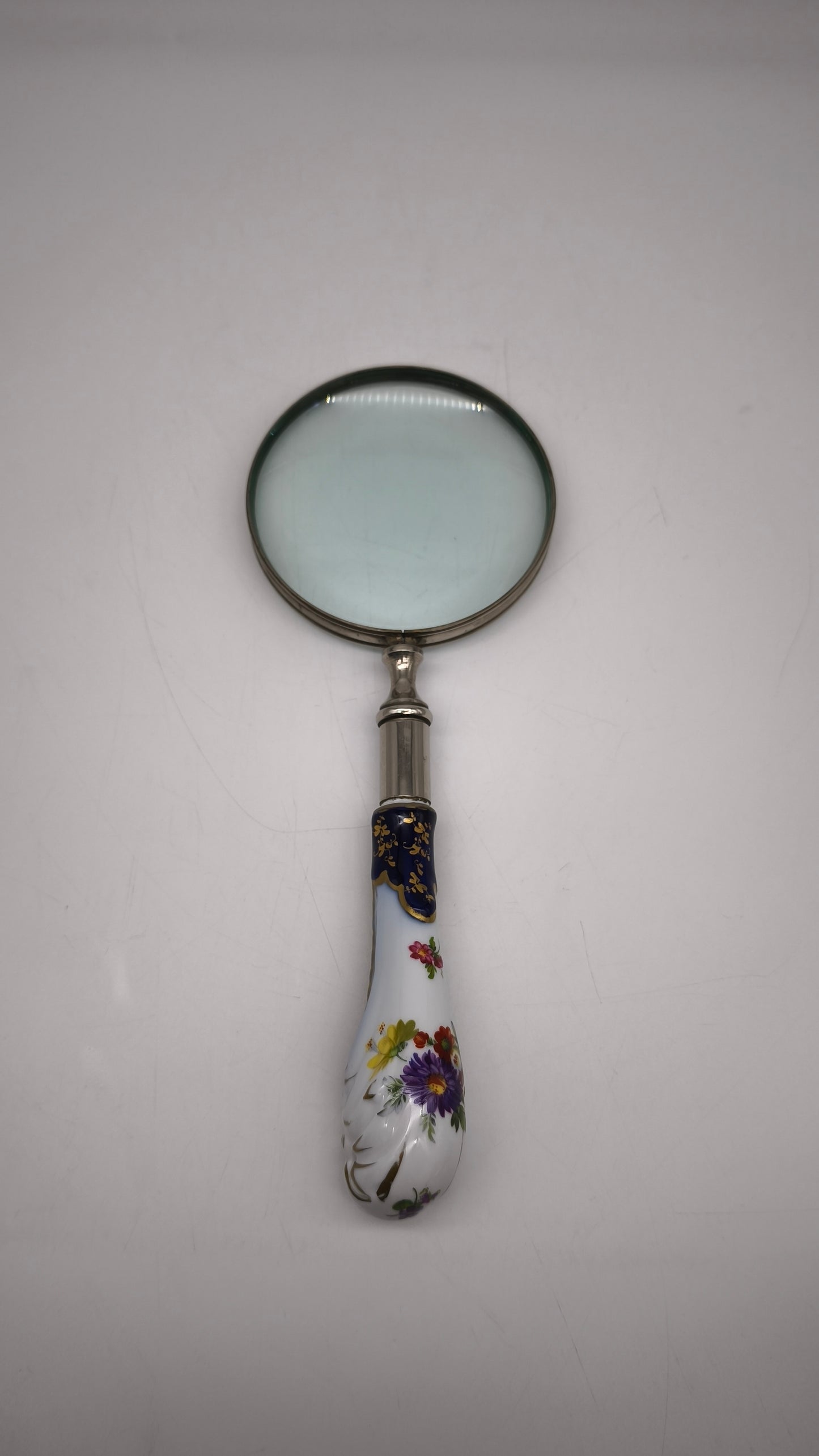 88951 Lente con manico in ceramica