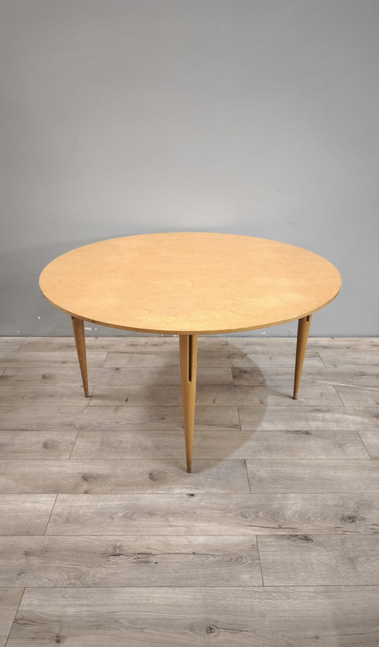 89211 Tavolo rotondo in legno chiaro di Bruno Mathsson