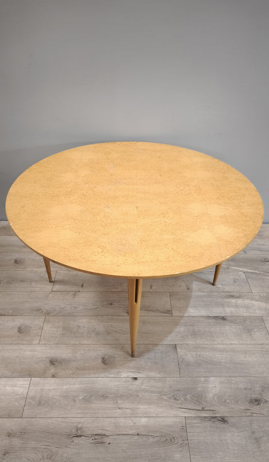 89211 Tavolo rotondo in legno chiaro di Bruno Mathsson