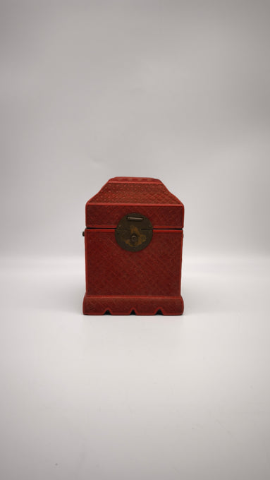 89012 Scatola cinese portagioie in lacca rossa