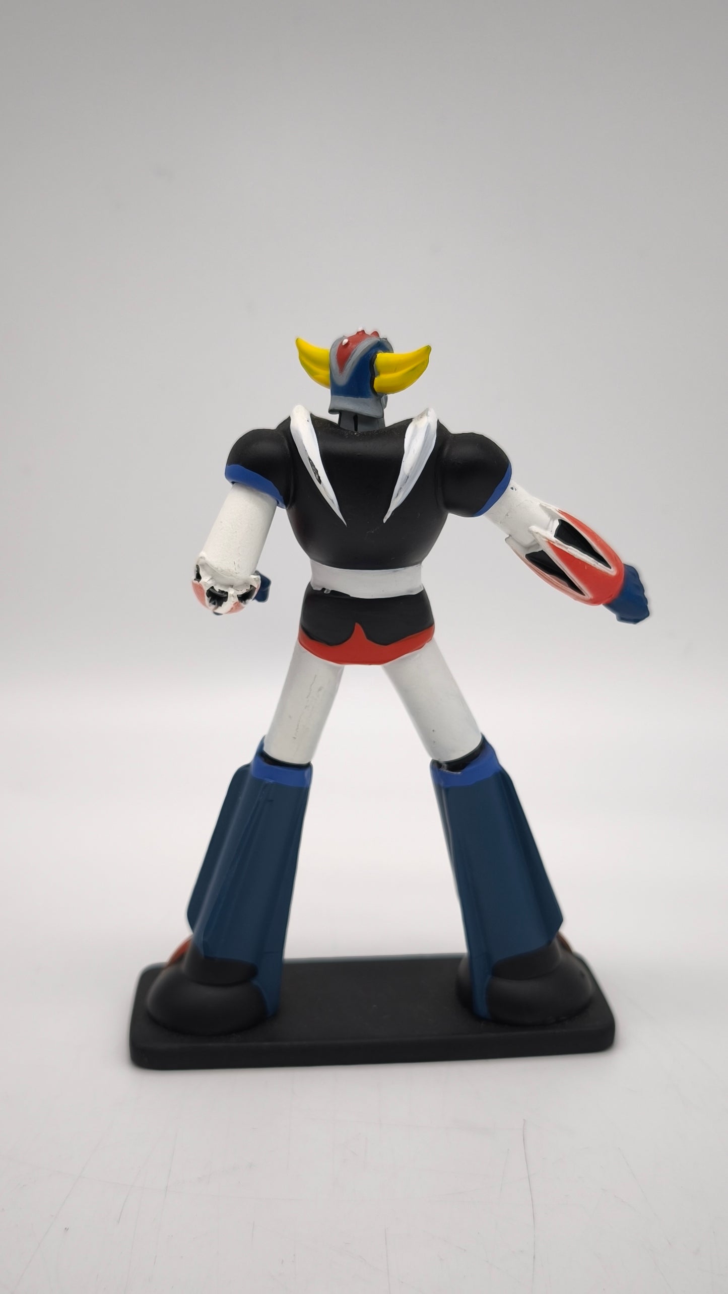 89127 Action Figure Goldrake con pugno Go Nagai, Dynamic Planning