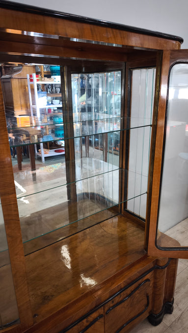 89404 Vetrinetta stile art déco stondata