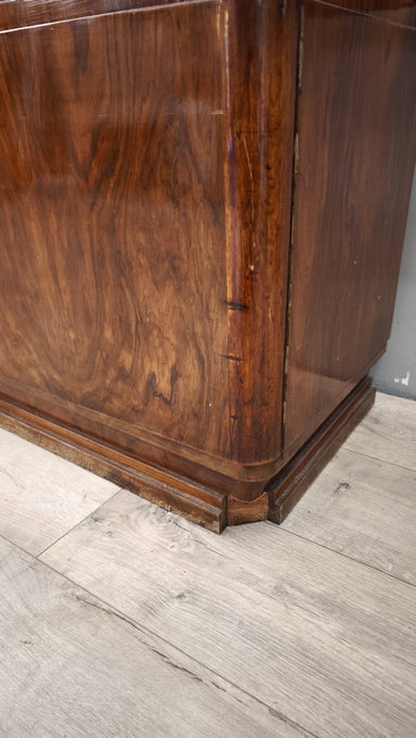 89405 Vetrinetta stile art déco con sportelli laterali