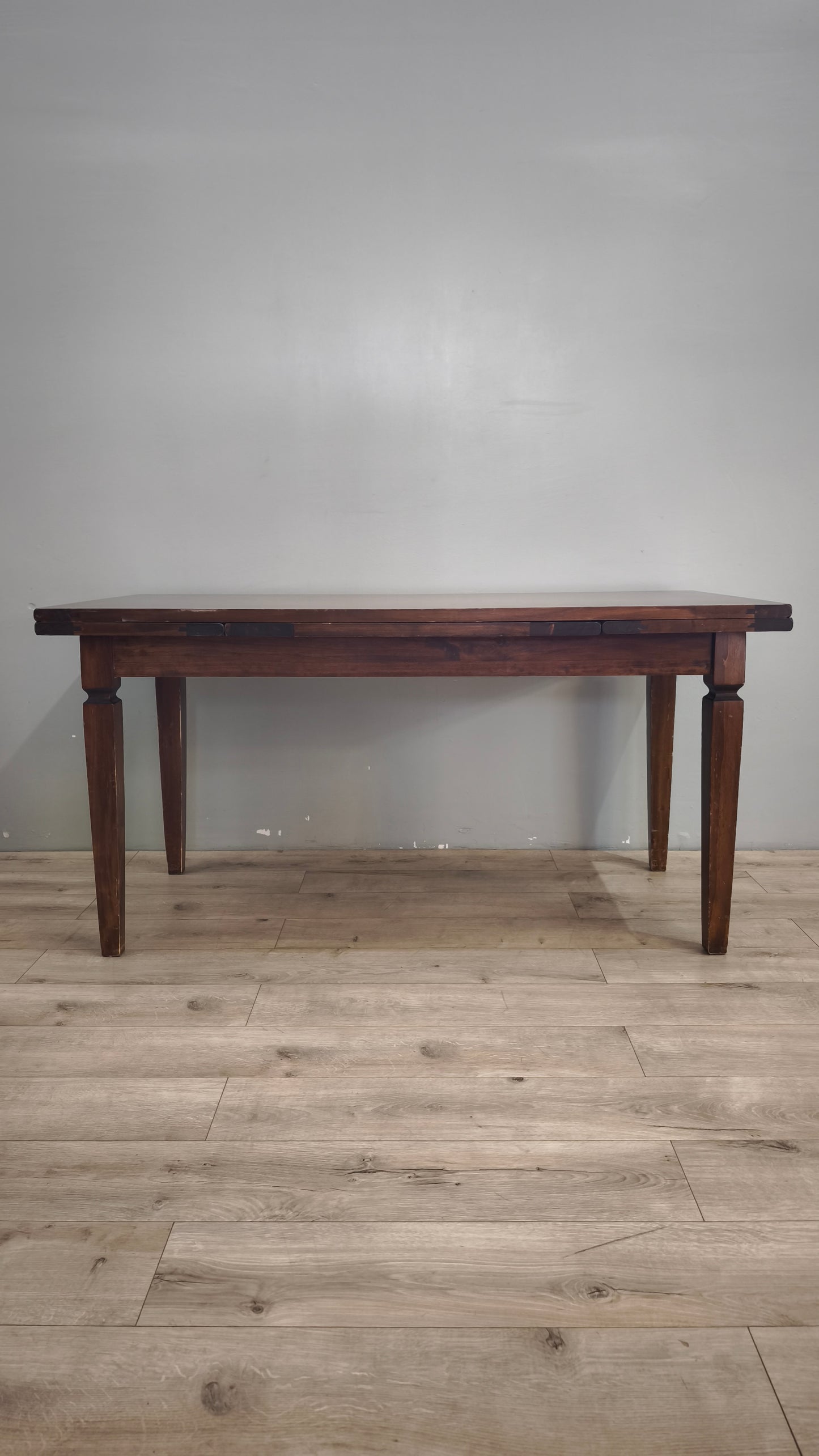 89406 Tavolo allungabile in legno