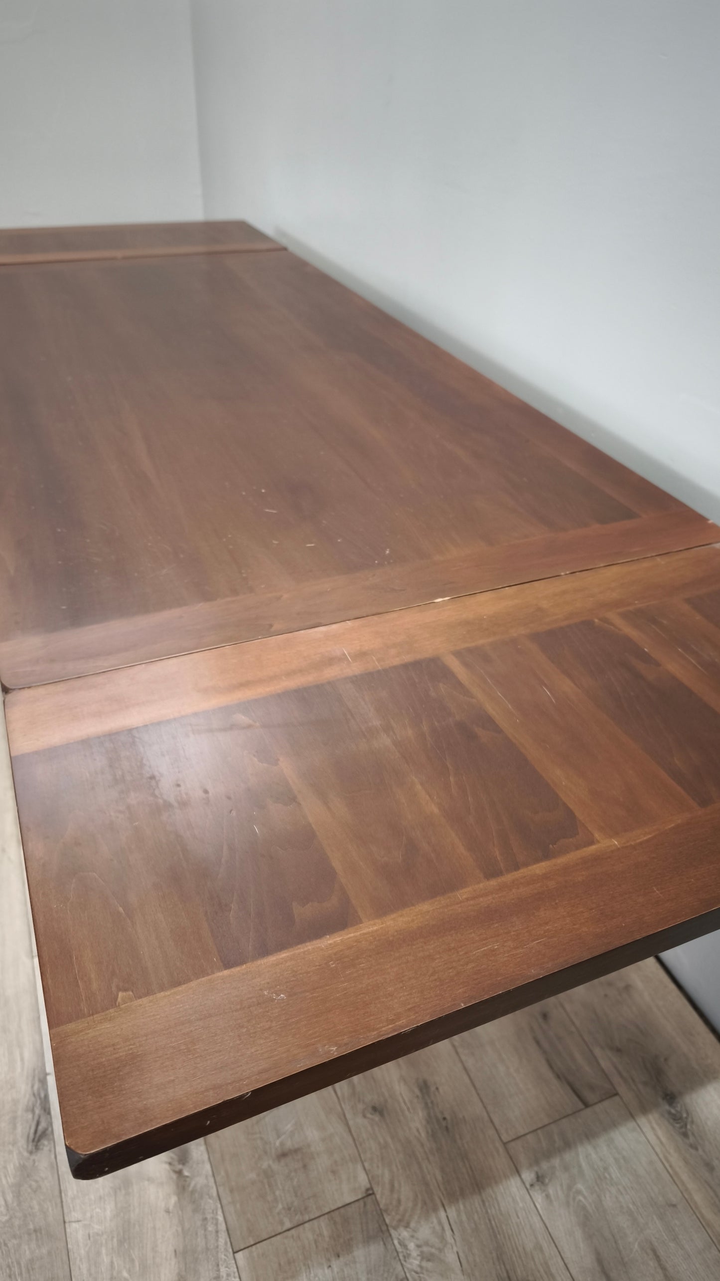 89406 Tavolo allungabile in legno