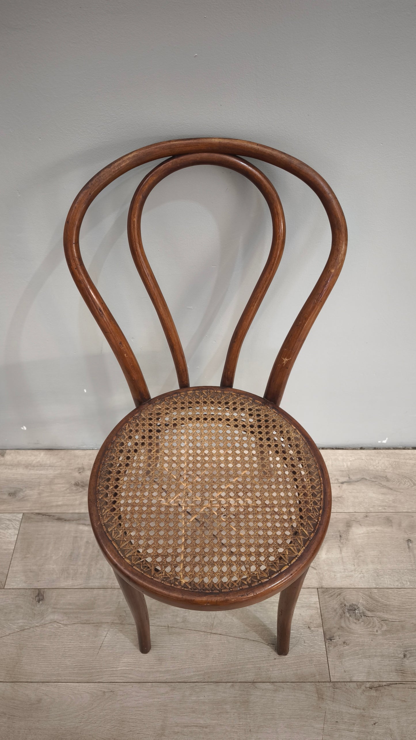 89432 Sedia in legno e paglia di Vienna tipo Thonet (Fiume)