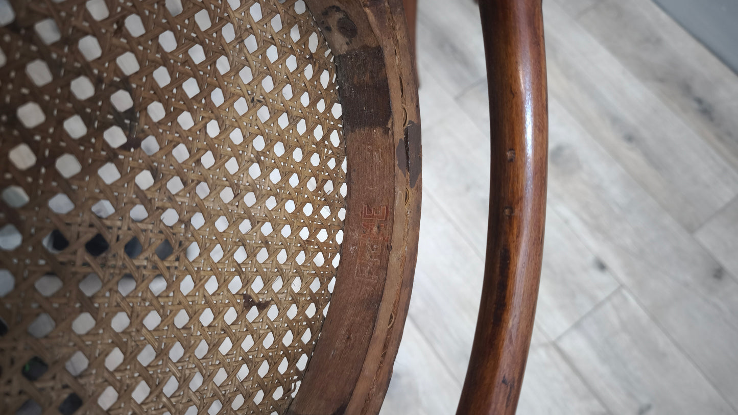 89432 Sedia in legno e paglia di Vienna tipo Thonet (Fiume)