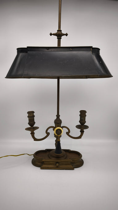 89470 Lampada da tavolo Bouillotte in ottone