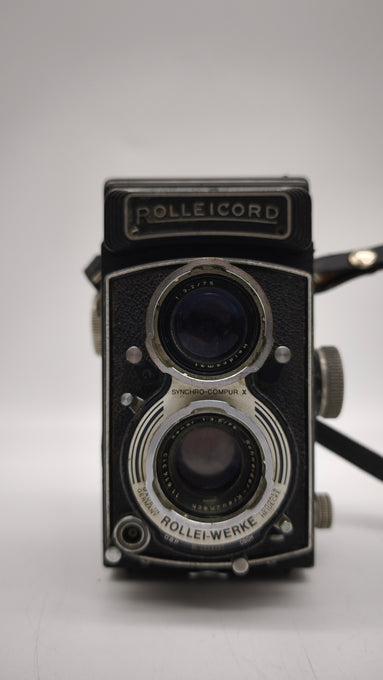 89060 Fotocamera biottica vintage Rolleicord con custodia