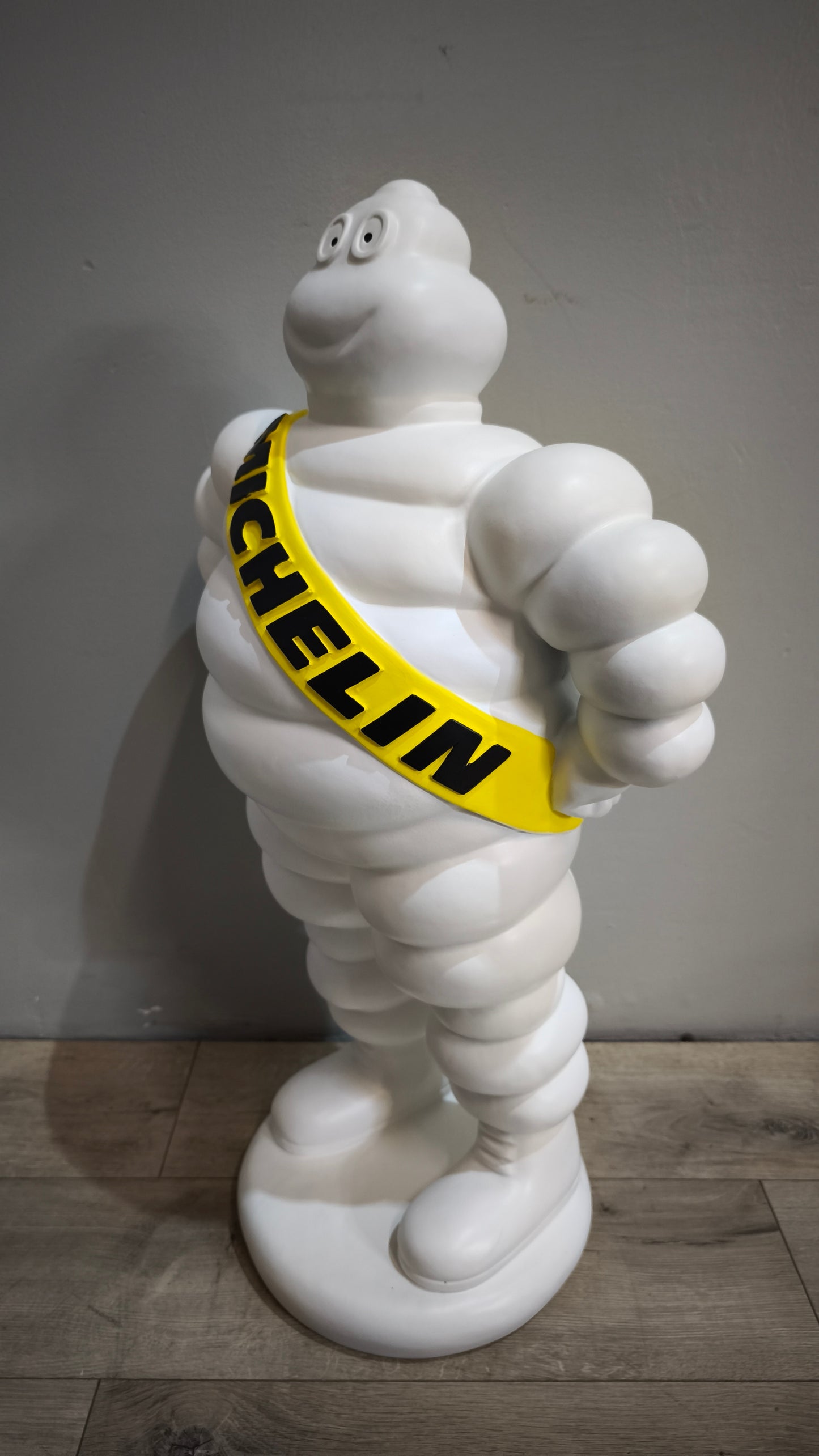 89592 Statua in resina omino Michelin, Bibendum