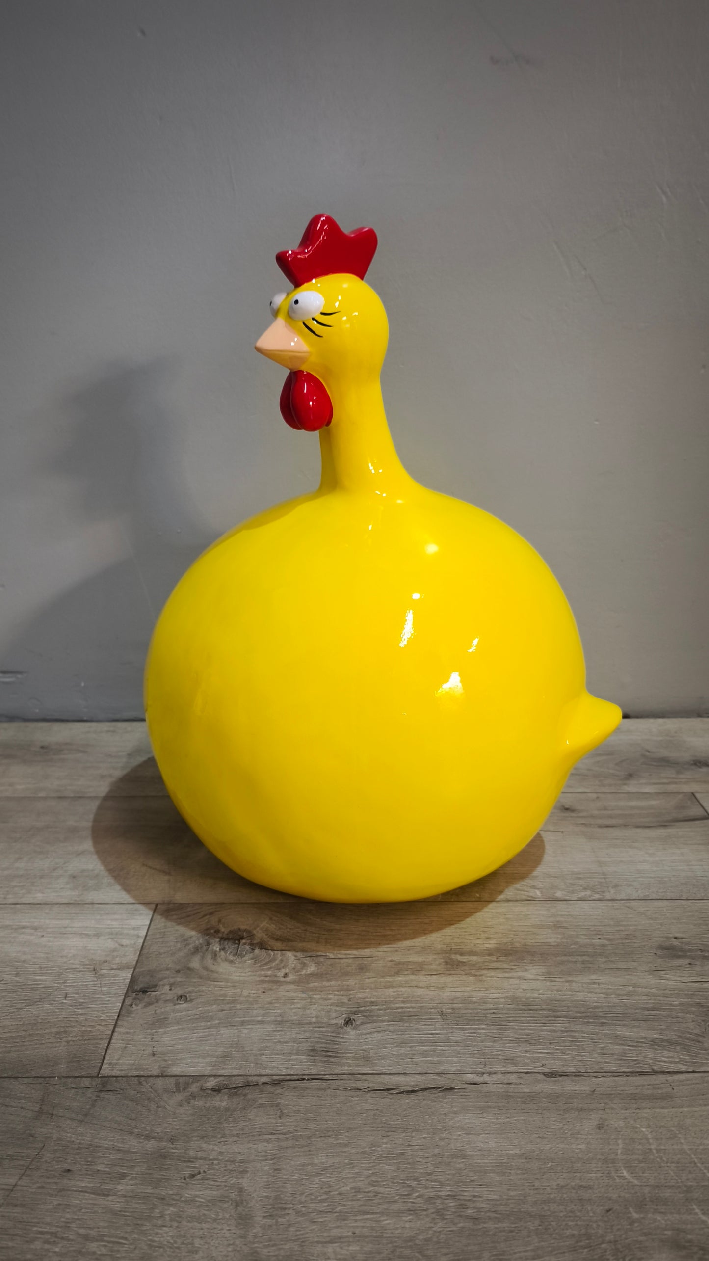 89627 Statua in resina gallina gialla