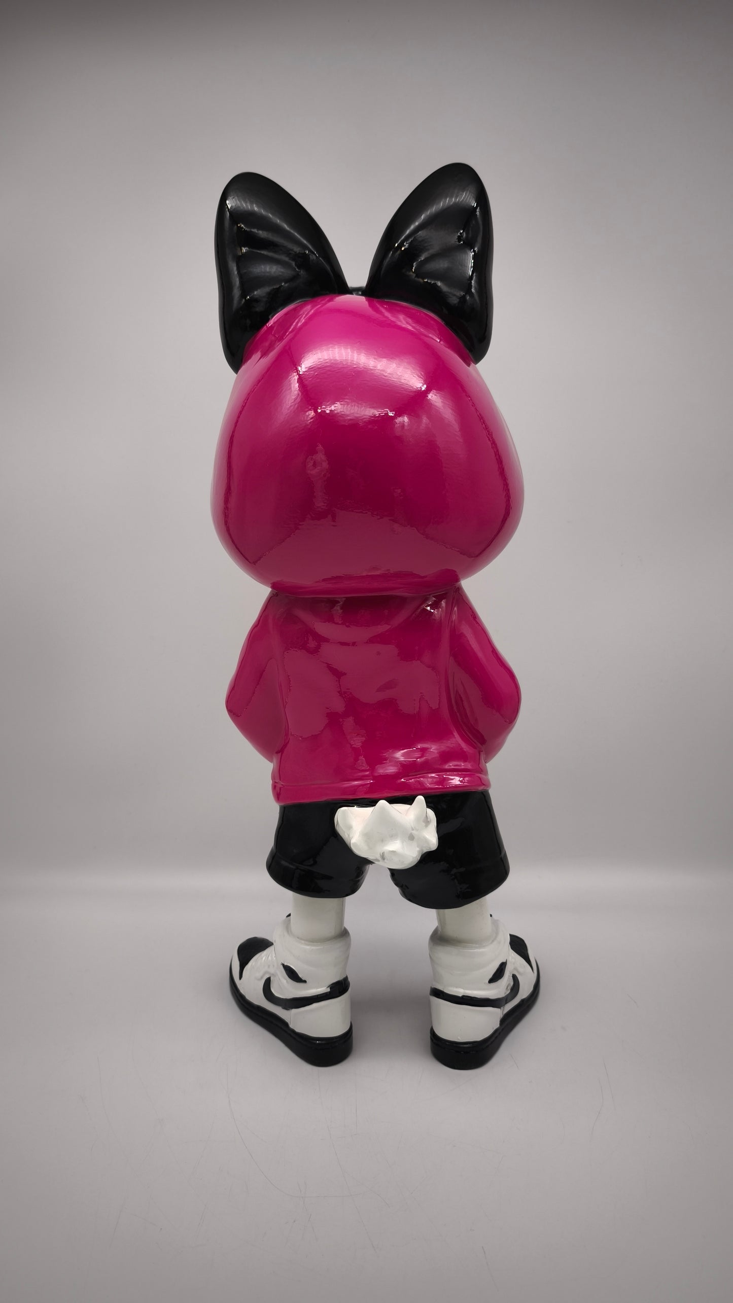 89604 Statua in resina Paperina streetwear