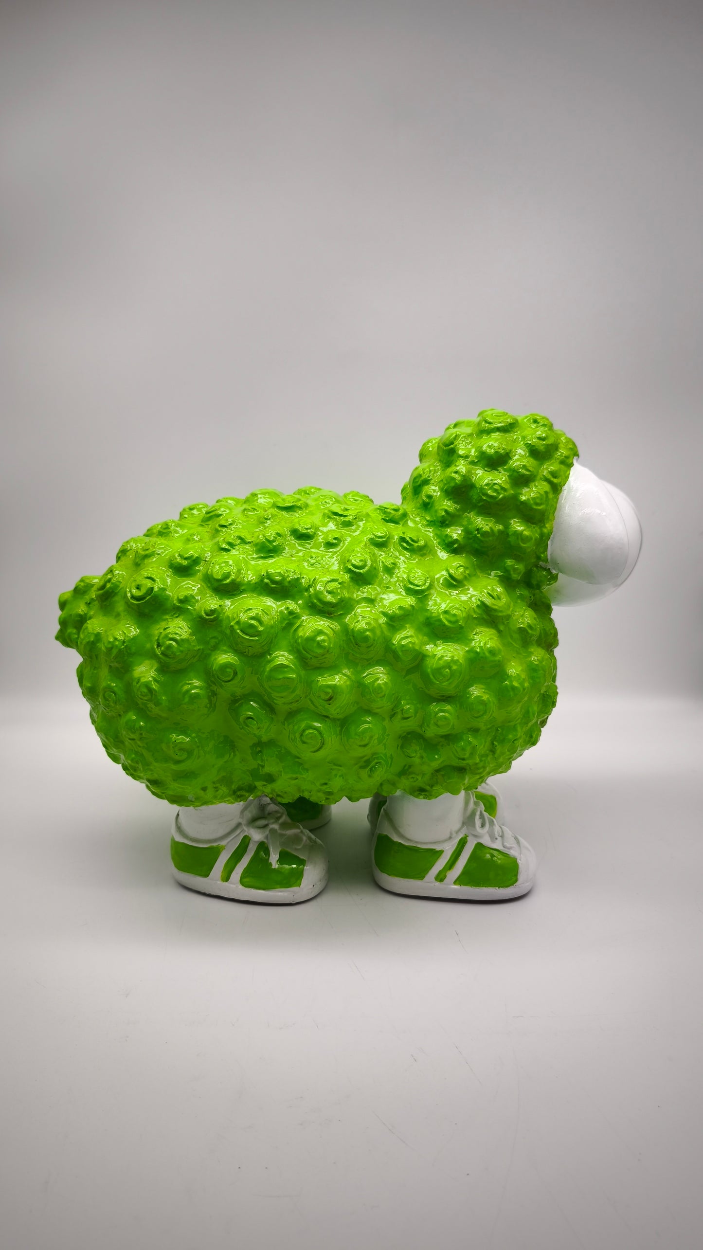 89622 Statua in resina pecora verde