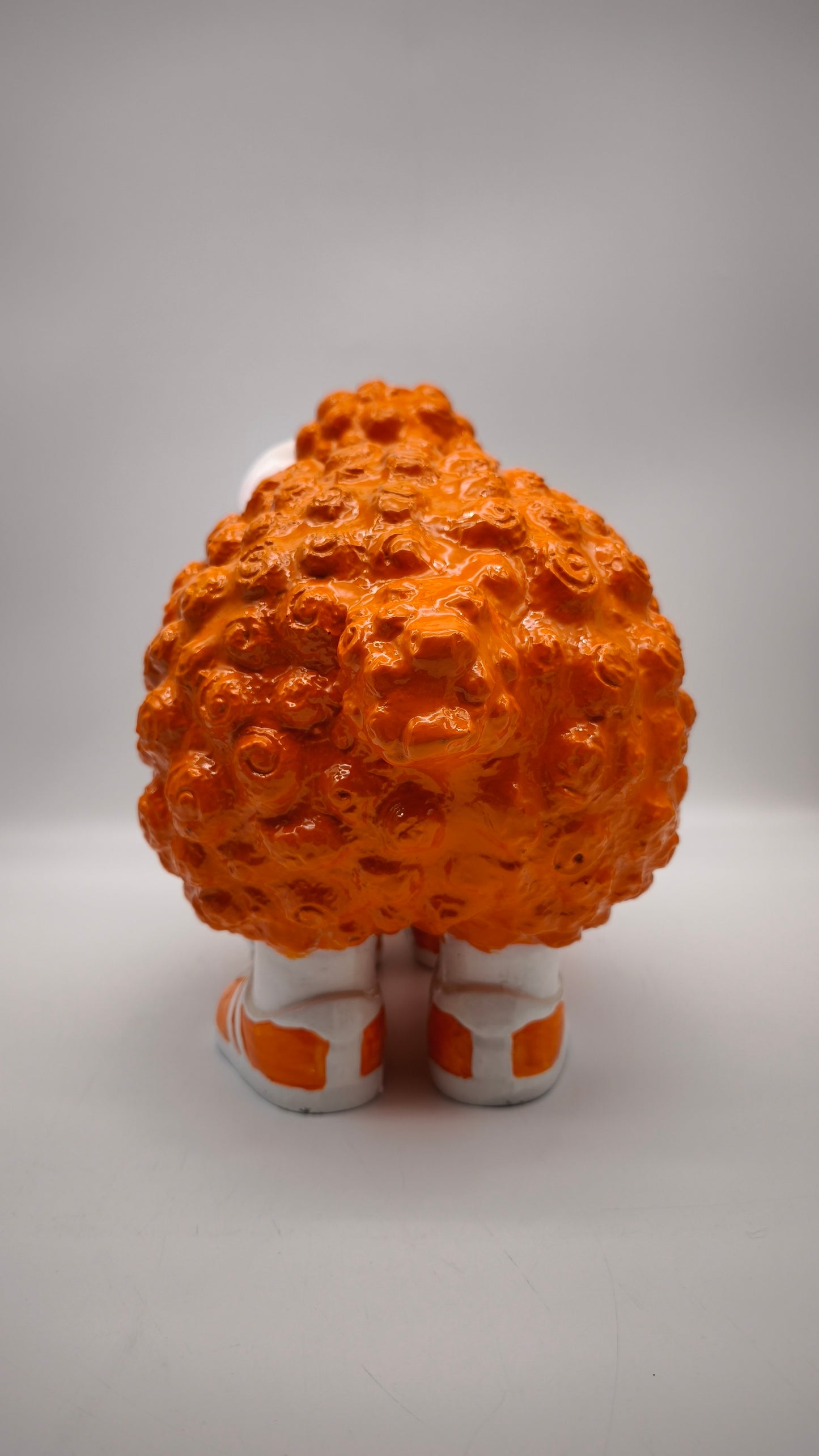 89621 Statua in resina pecora arancione
