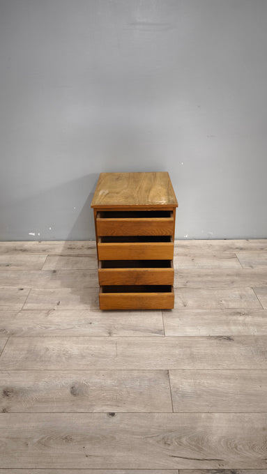 89689 Piccola cassettiera in legno