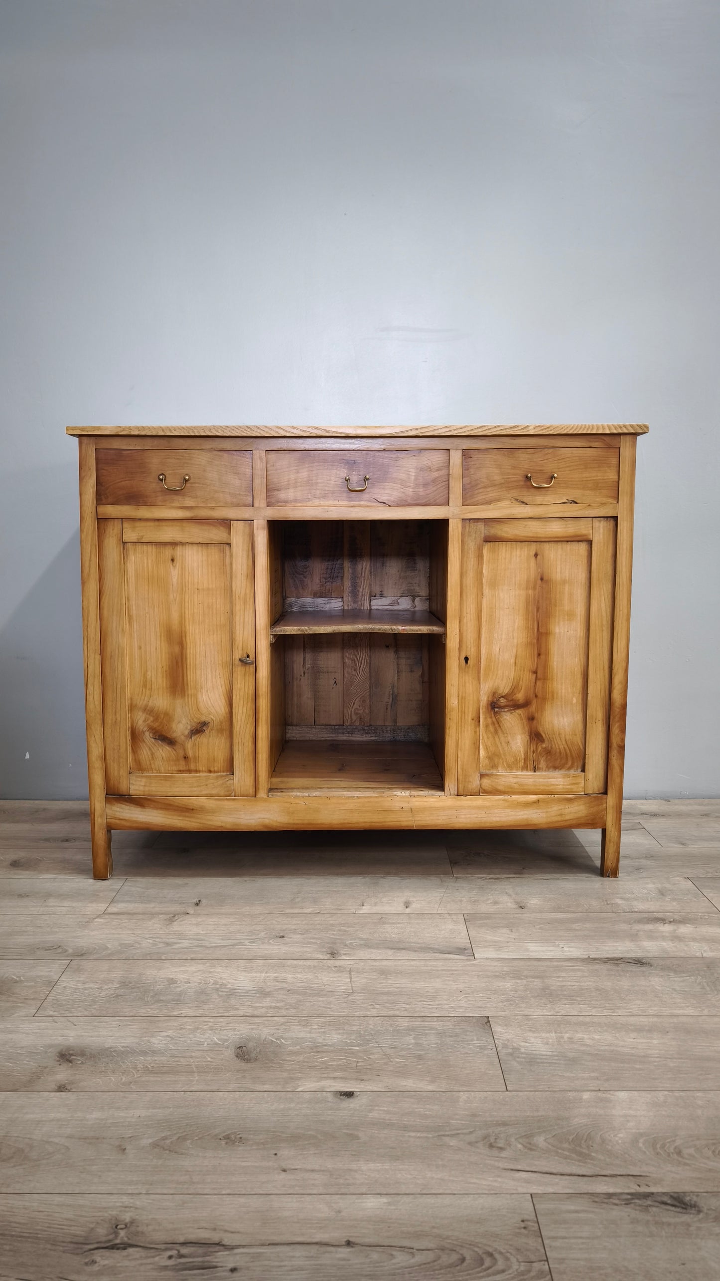 89668 Servante in legno massello
