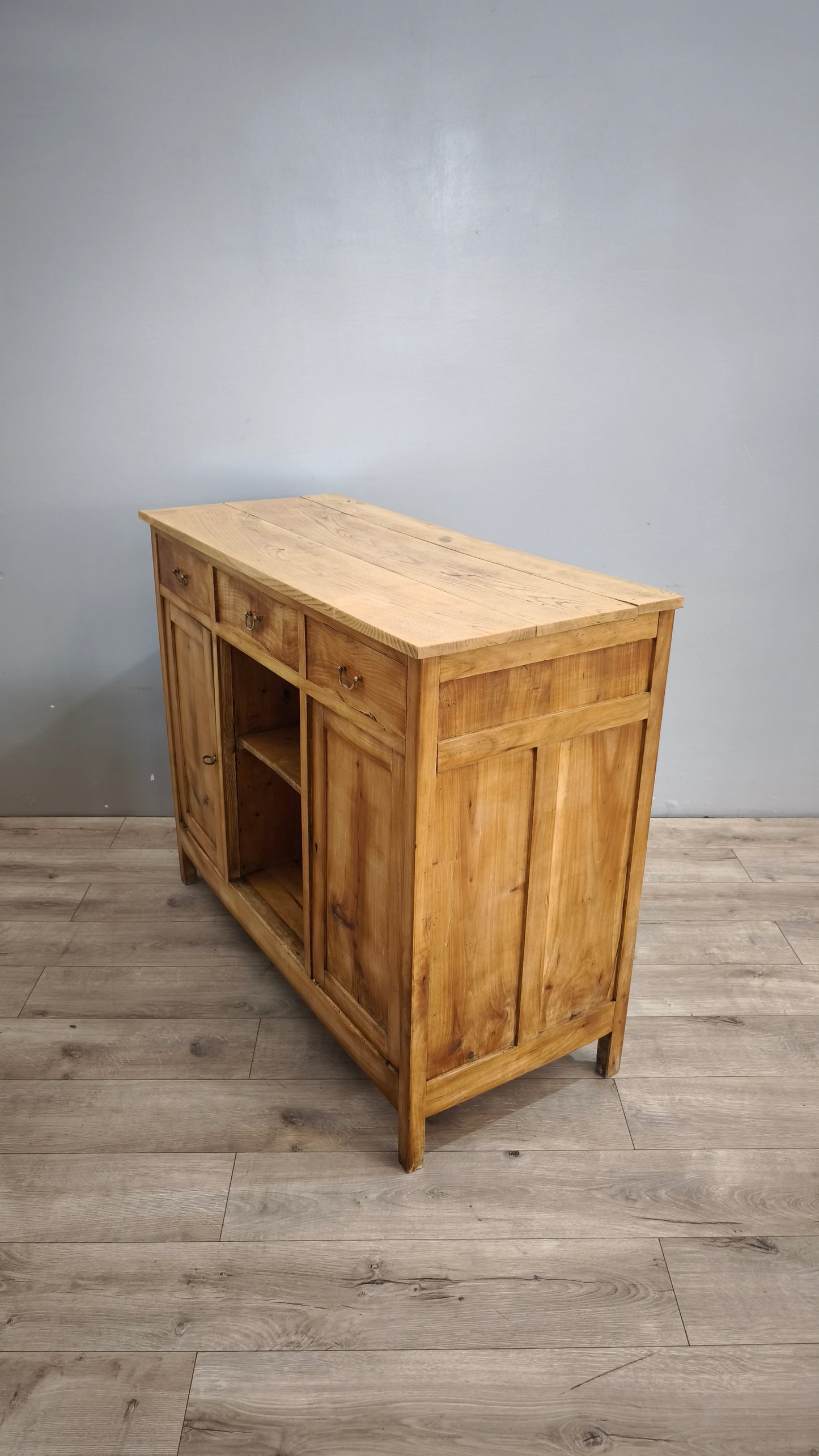 89668 Servante in legno massello