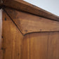 89732 Armadio in legno con ante dipinte