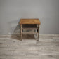 89833 Mobiletto con base grigia e piano in legno