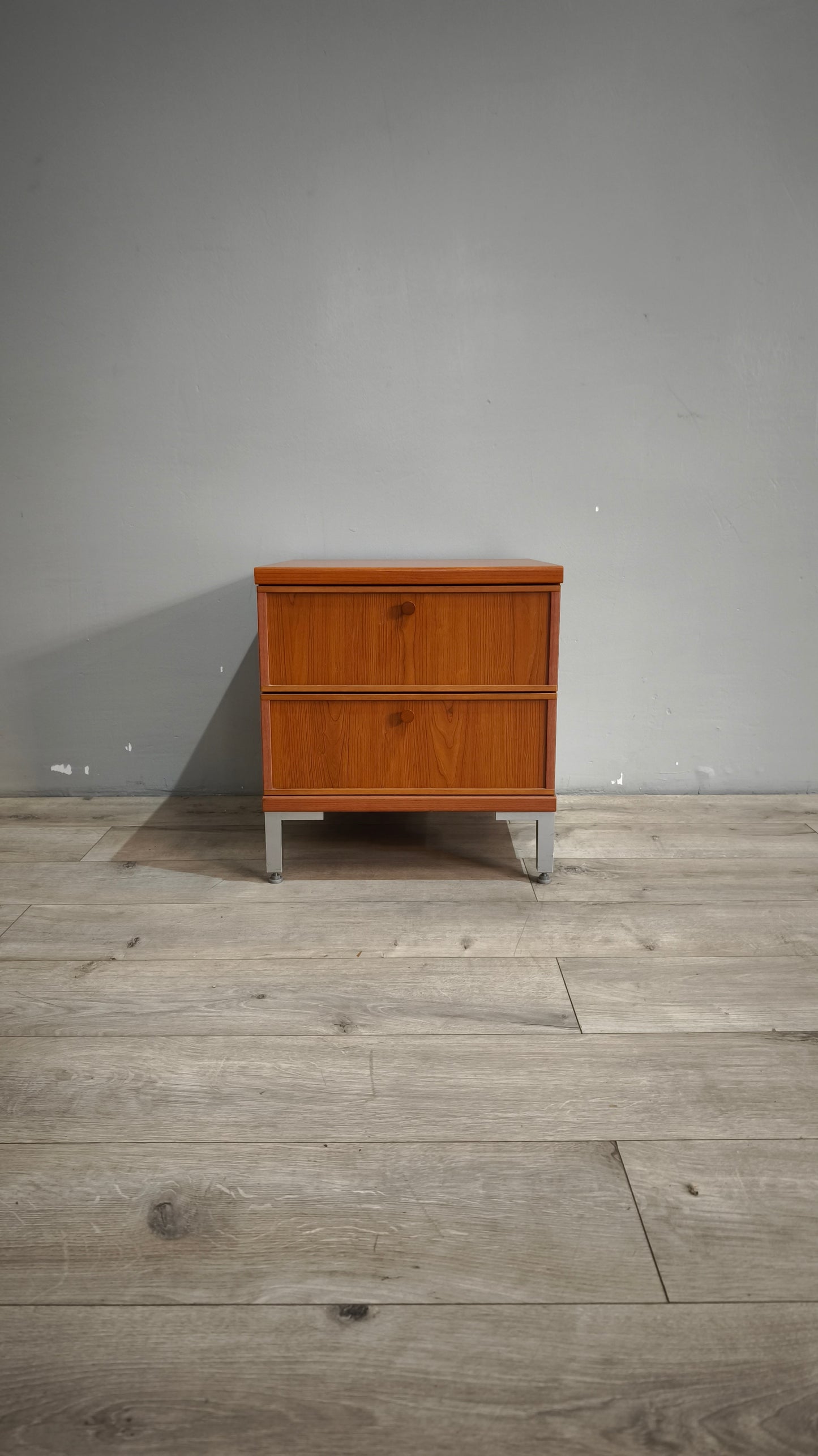 89783 Comodino due cassetti