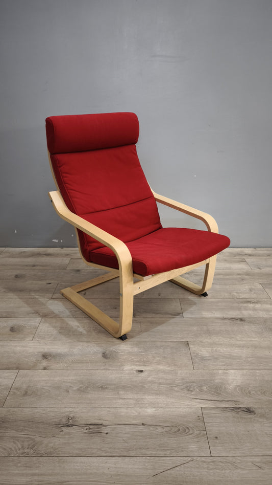 89799 Poltrona Poang Ikea con cuscino rosso