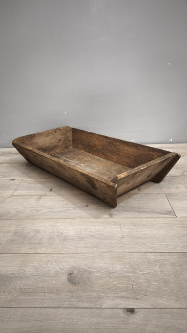 89802 Antico contenitore per farina in legno