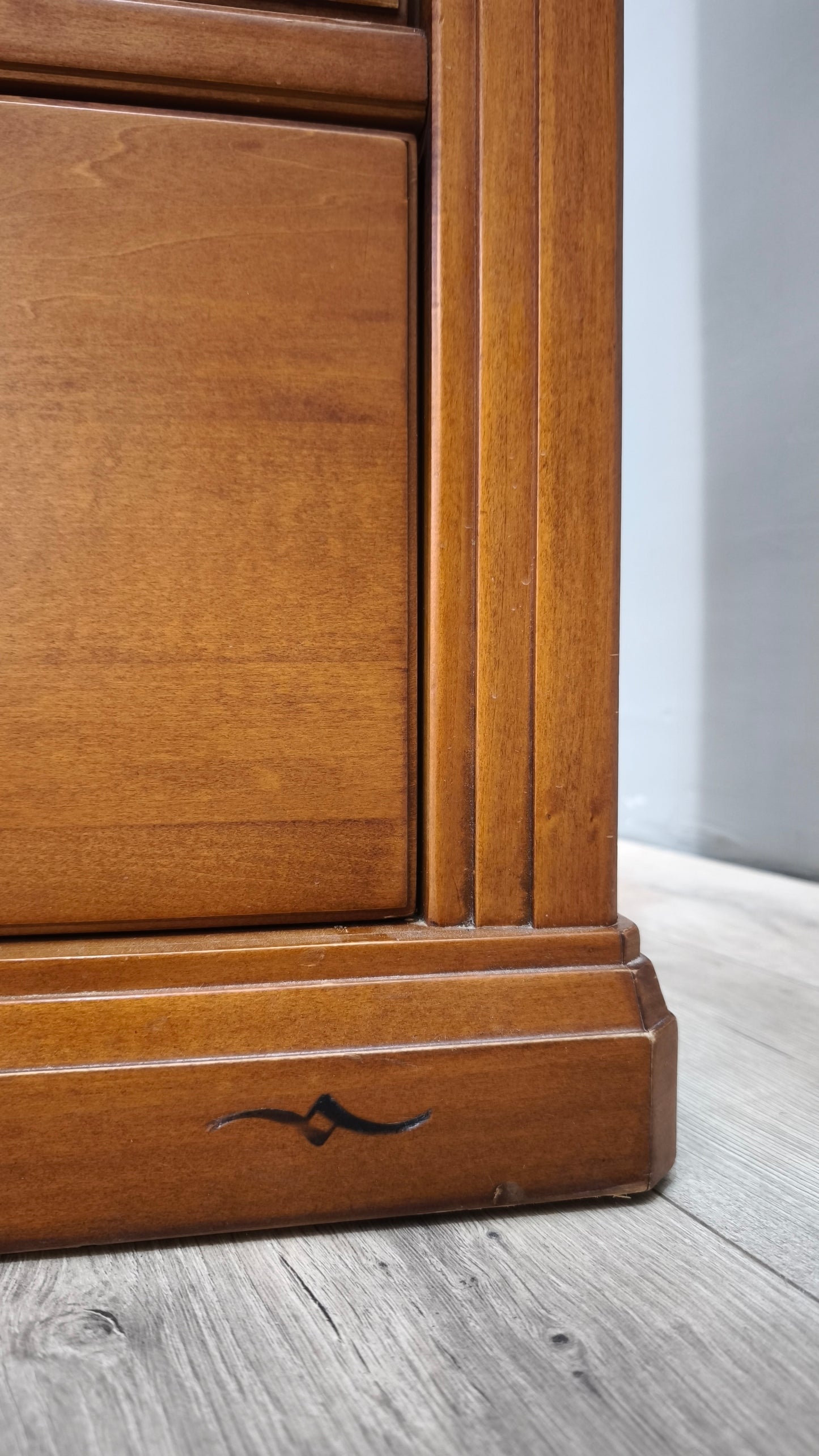 89771 Cassettiera in legno