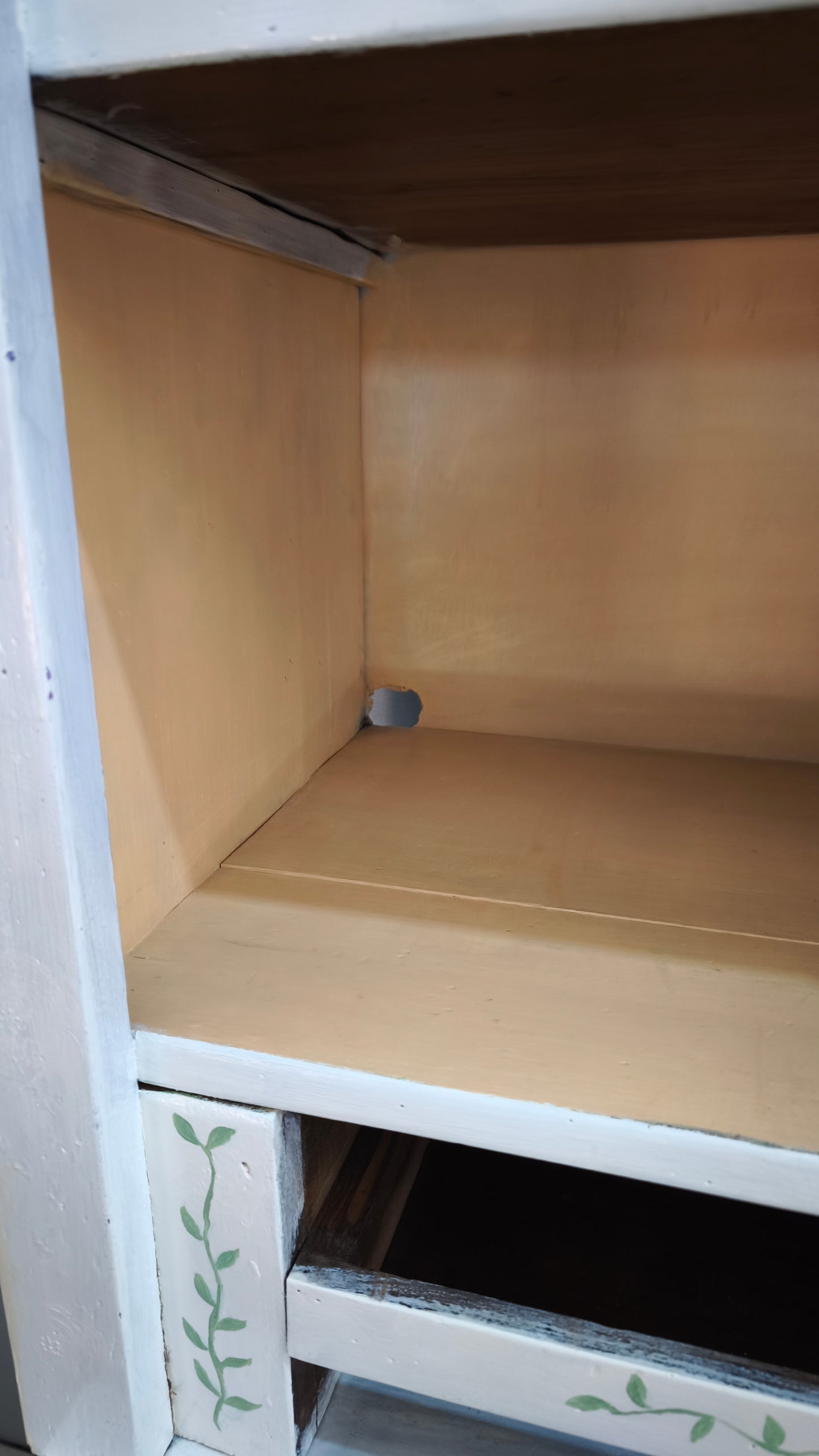 89737 Credenza due corpi dipinta