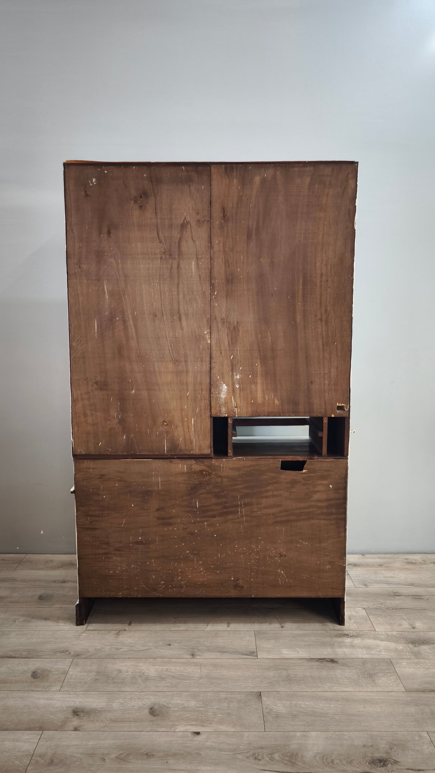 89737 Credenza due corpi dipinta
