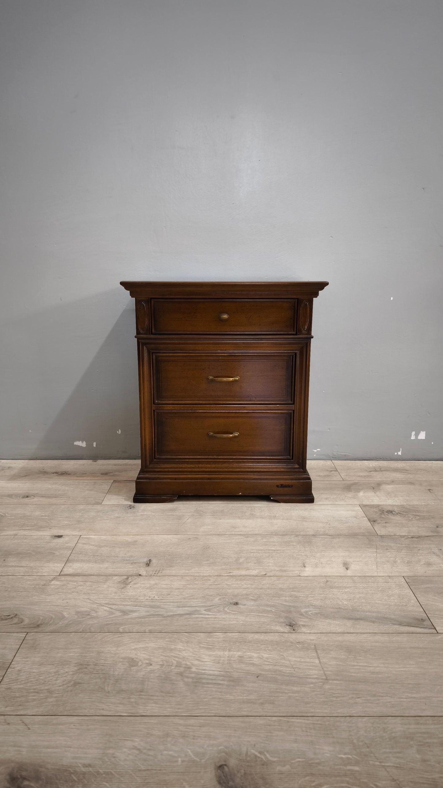 89932 Comodino singolo in legno Le Fablier
