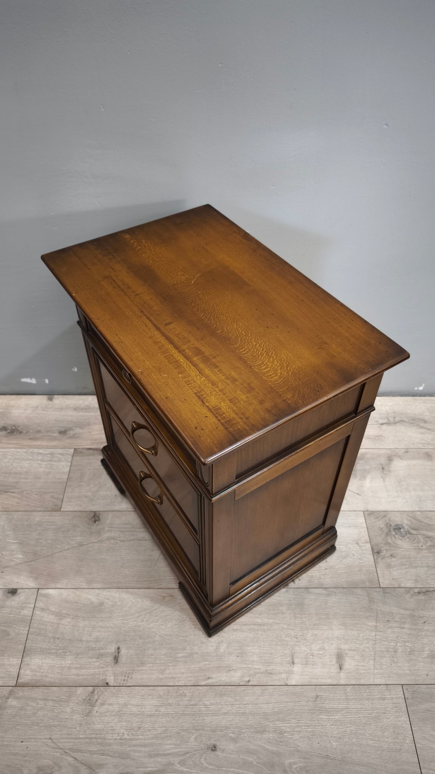 89932 Comodino singolo in legno Le Fablier