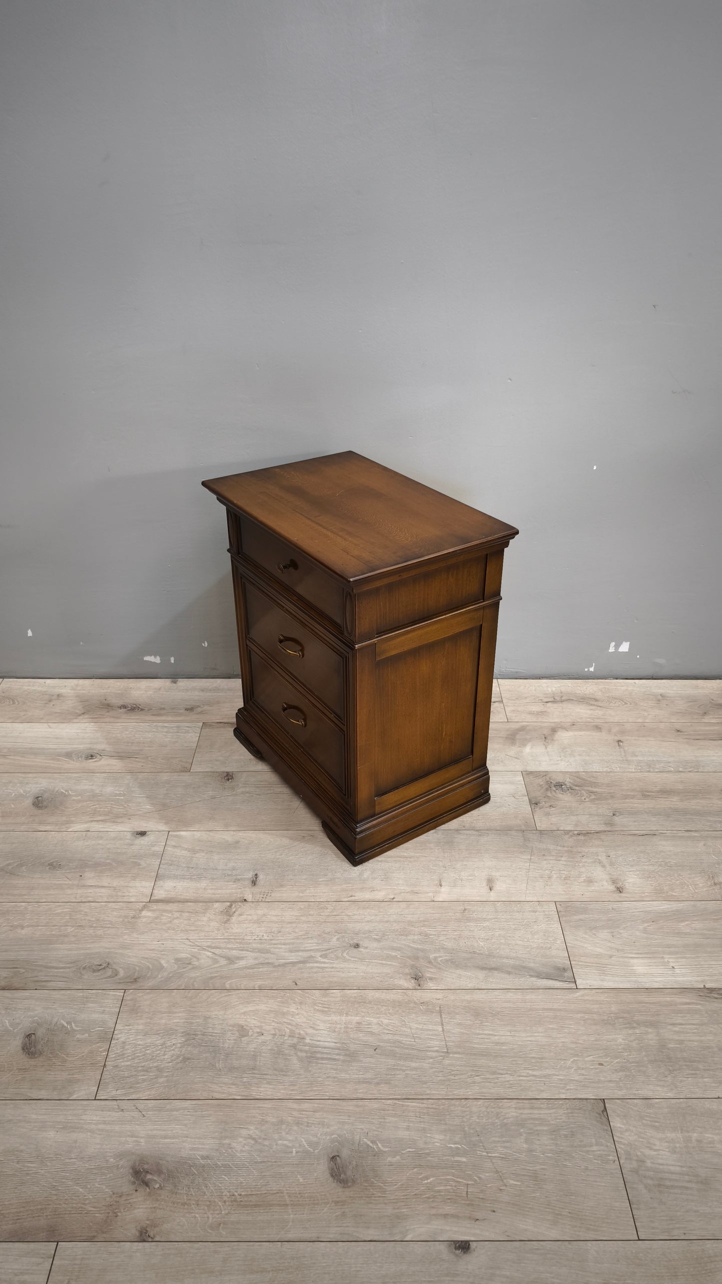 89932 Comodino singolo in legno Le Fablier
