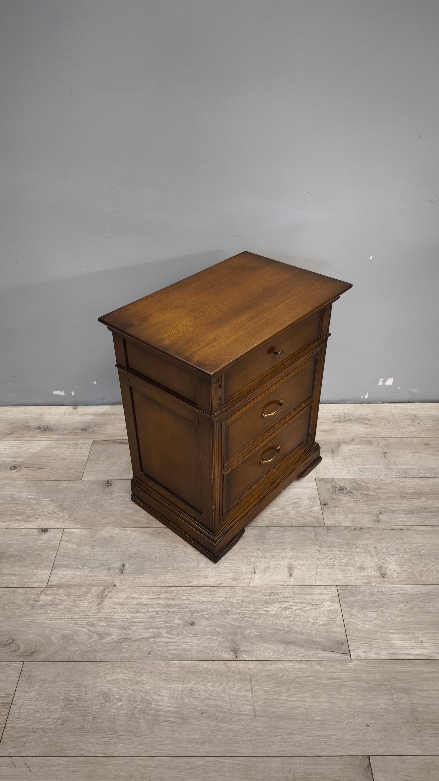 89932 Comodino singolo in legno Le Fablier