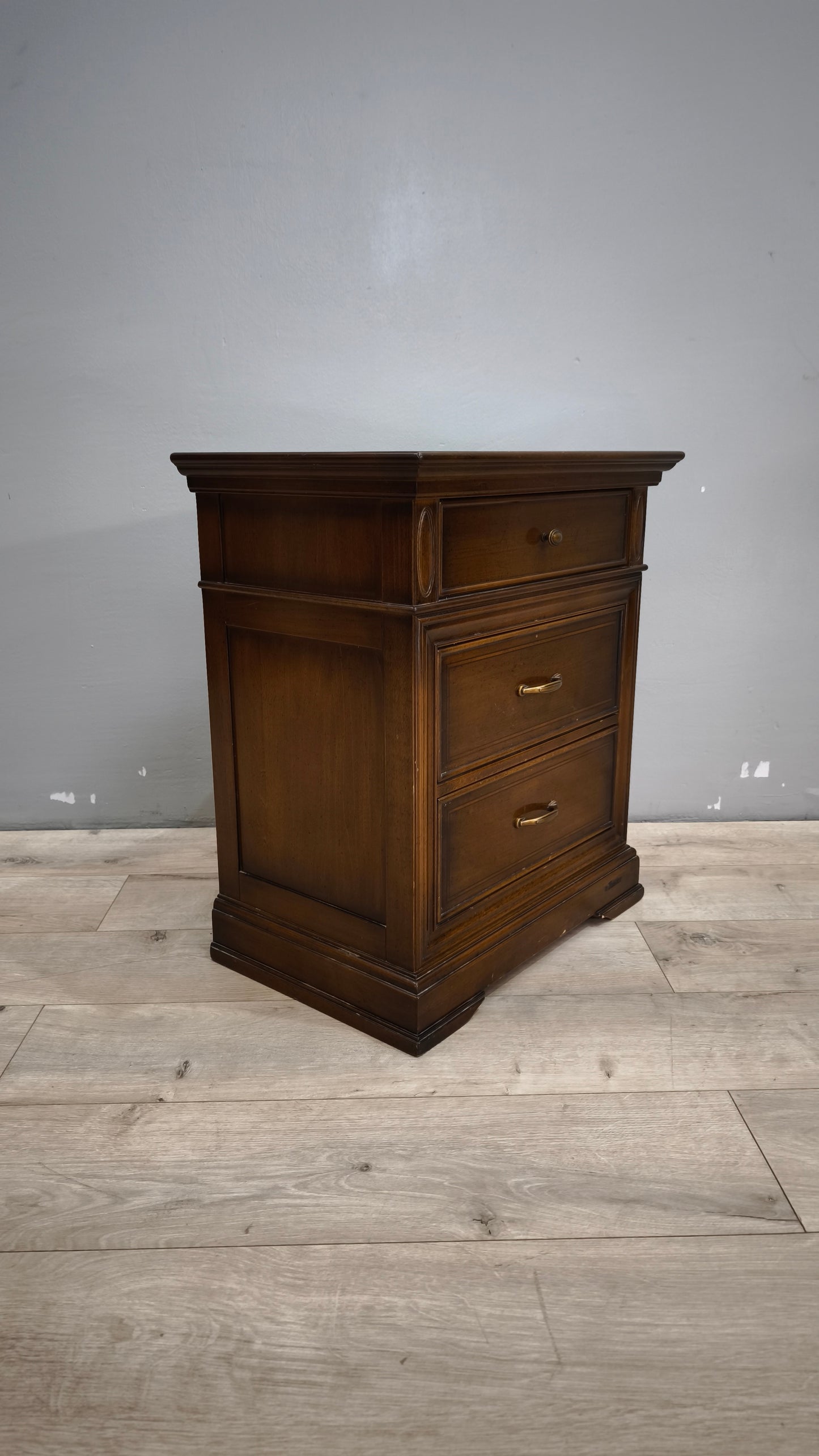 89932 Comodino singolo in legno Le Fablier