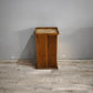 89784 Mobiletto due ante in legno con cassetto interno